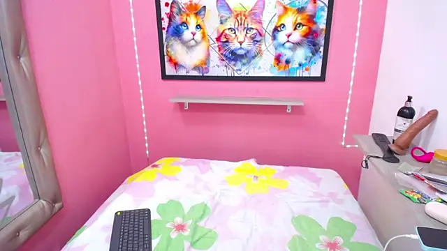 nicol grey online show from March 29, 8:37 am