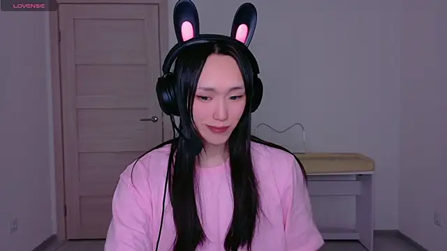 ChosenChampionofSlaanesh online show from February 11, 1:24 am