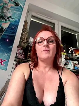 lovelytrans67 online show from January 8, 10:52 am