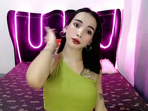 marishkafox69 online show from January 12, 12:01 pm