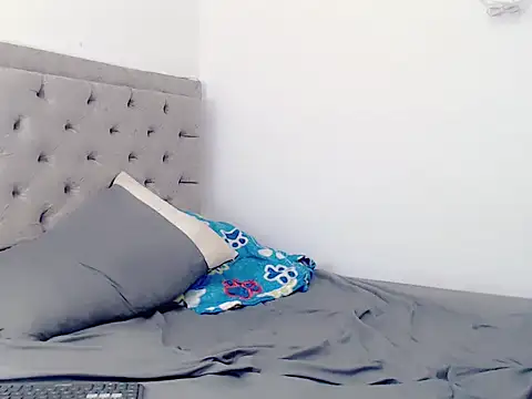 sharol ferrer 23 online show from February 9, 1:23 am