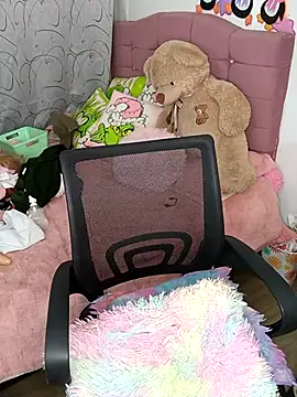 Lia bunny  online show from February 11, 1:46 am