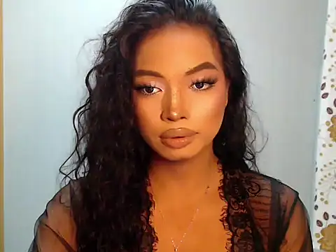 girlyteengrl online show from February 25, 12:10 pm