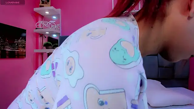 ManuelaJohnson online show from April 4, 12:36 pm