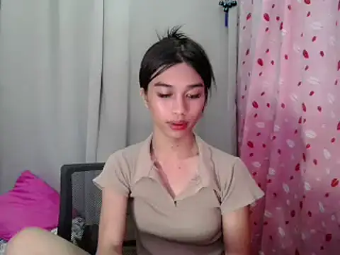 katrina bigcock69 online show from April 8, 2:13 am