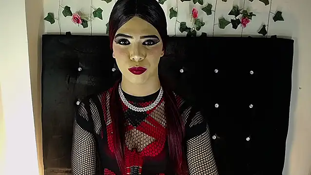 Kristal Queen01 online show from April 14, 8:30 am