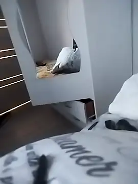 VeraVS online show from March 27, 3:09 am