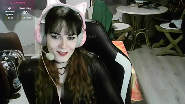 Samanteased online show from February 18, 5:31 pm