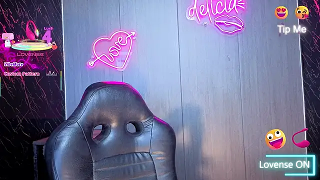 annacraigsense online show from April 15, 12:21 pm