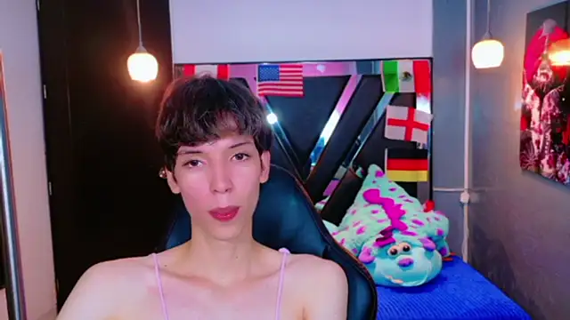 Stefany PiInk online show from June 21, 3:26 pm