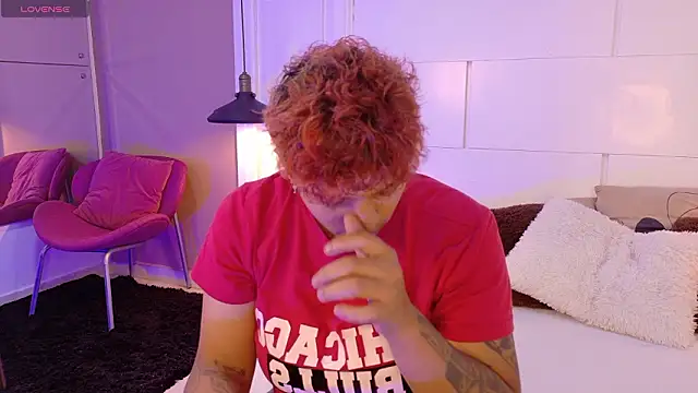 DominickJoness online show from March 16, 8:12 pm