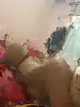 loiraquenterj online show from July 1, 1:39 am
