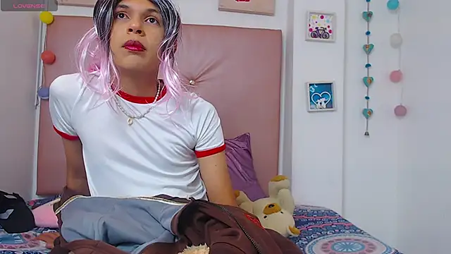 Aleja Scoott  online show from April 3, 11:35 pm