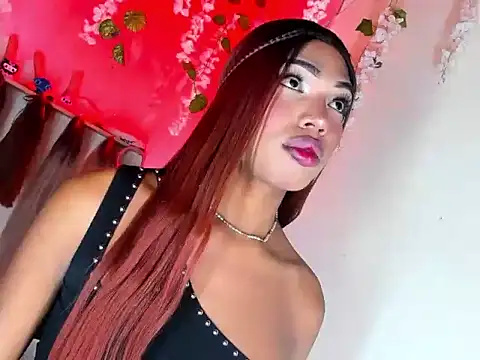 valeria hernandez  online show from July 8, 8:07 am