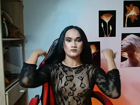 YourHot Nica online show from April 28, 2:43 pm