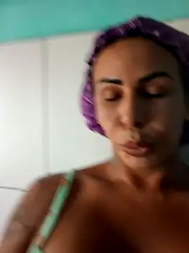 bonequinhalu online show from April 20, 2:40 pm