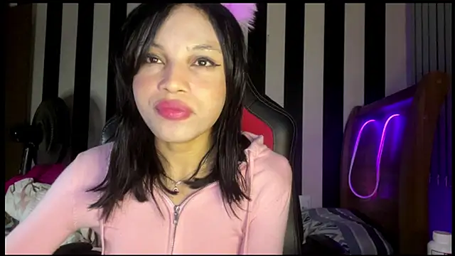 stellapapillon online show from April 22, 11:23 pm