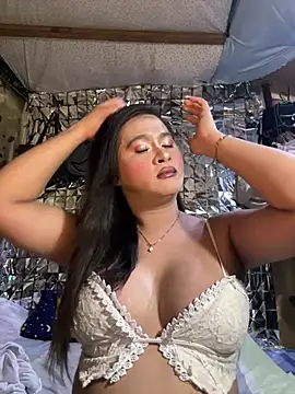hotsexychick online show from June 25, 4:33 pm