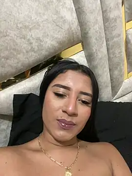 Karol-Perez18 online show from July 14, 1:07 am