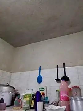 Bunny and claid online show from June 18, 4:44 pm