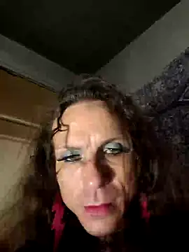 sissyvee online show from February 17, 7:31 pm