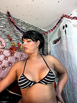 Newshantal  online show from October 28, 11:19 am