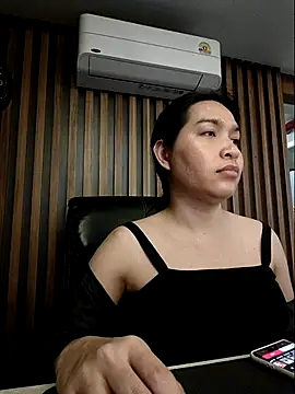 sara kimoo online show from November 20, 7:14 pm