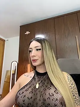 bunny bicht online show from November 26, 3:25 pm