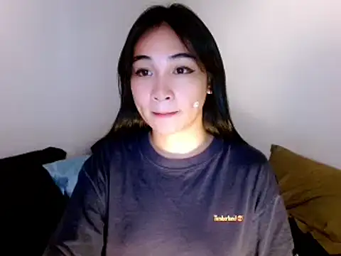 SweetLilly 18 online show from March 5, 2:10 am