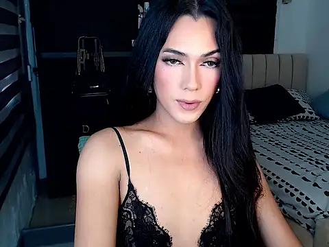 XxIvory CatxX online show from November 10, 6:25 am