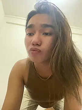 Snapshot of CasandraDiaz chatting on January 12, 1:32 am CasandraDiaz online show from January 12, 1:32 am