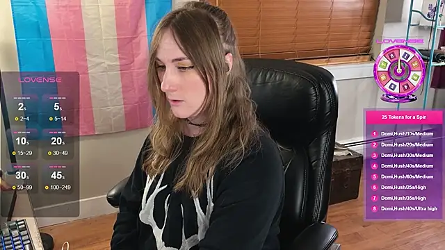 luluvaladon online show from March 8, 4:27 am