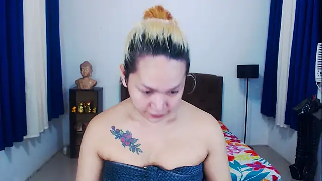 Snapshot of KylieMaxwellCaulfield_TS chatting on October 30, 4:22 am KylieMaxwellCaulfield TS online show from October 30, 4:22 am