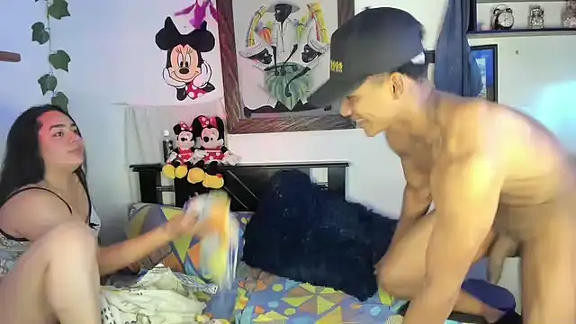 Snapshot of kimgodoy chatting on October 31, 7:00 pm kimgodoy online show from October 31, 7:00 pm