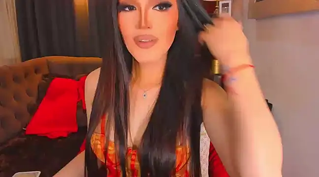 ChalanieFox online show from March 6, 6:59 am