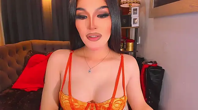 ChalanieFox online show from March 7, 4:52 am