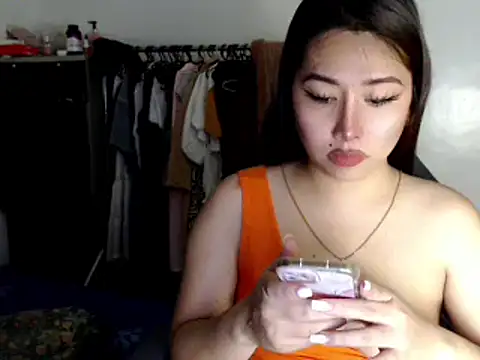 urqueendominant online show from March 17, 5:52 am