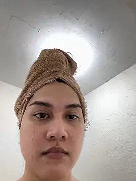 MarieLoveGlamorous online show from March 18, 2:16 pm