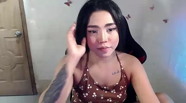 Sweet versatile online show from December 12, 6:21 pm