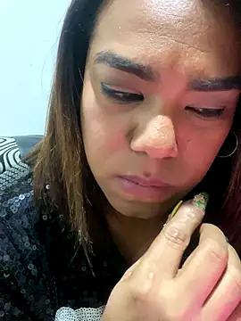 NatiBrunet online show from December 3, 11:20 pm