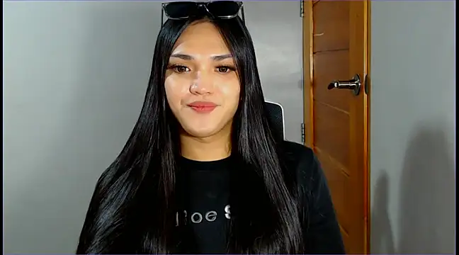 WONDERWOMAN2023 online show from February 28, 7:37 am