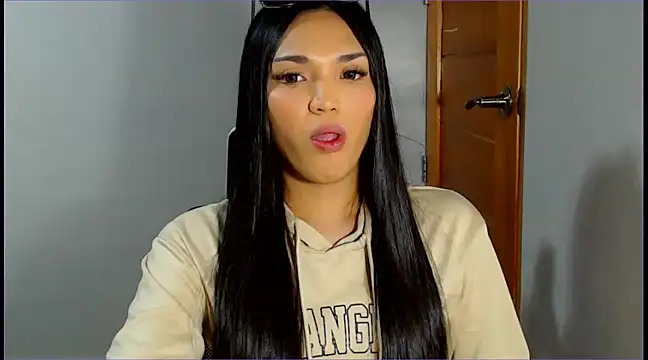 WONDERWOMAN2023 online show from March 16, 12:43 pm