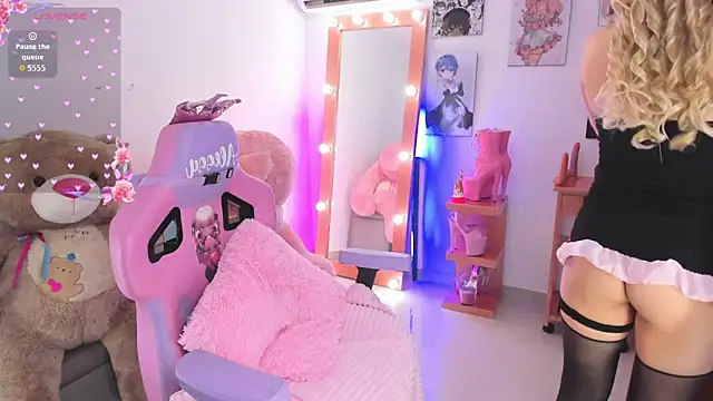 alessandrathedoll online show from March 31, 6:32 pm