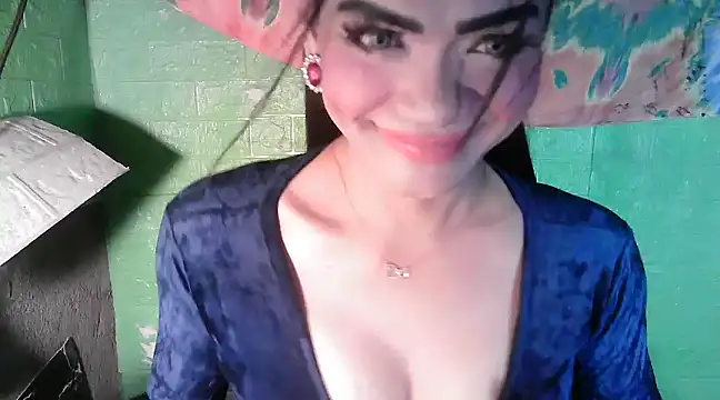 Snapshot of Rosebaumgardner1234 chatting on March 16, 11:37 am Rosebaumgardner1234 online show from March 16, 11:37 am
