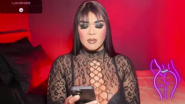 VictoriaEliz online show from November 3, 7:02 pm