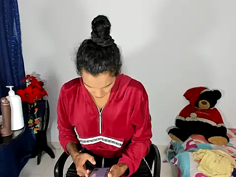 annieparker online show from March 18, 3:02 pm