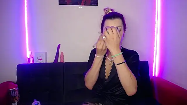 yuliana 19 online show from March 10, 8:51 am