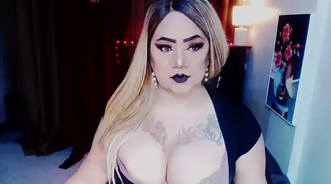 Snapshot of 69HornyDoLL6969 chatting on February 6, 2:44 am 69HornyDoLL6969 online show from February 6, 2:44 am