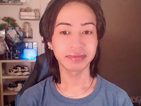 Lemonadexxx online show from April 1, 11:00 am