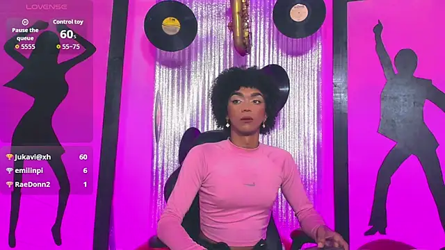 nickyminach  online show from March 12, 9:09 pm